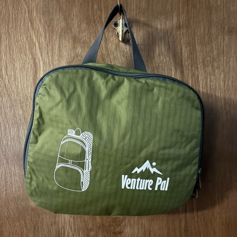 Green Travel Bag